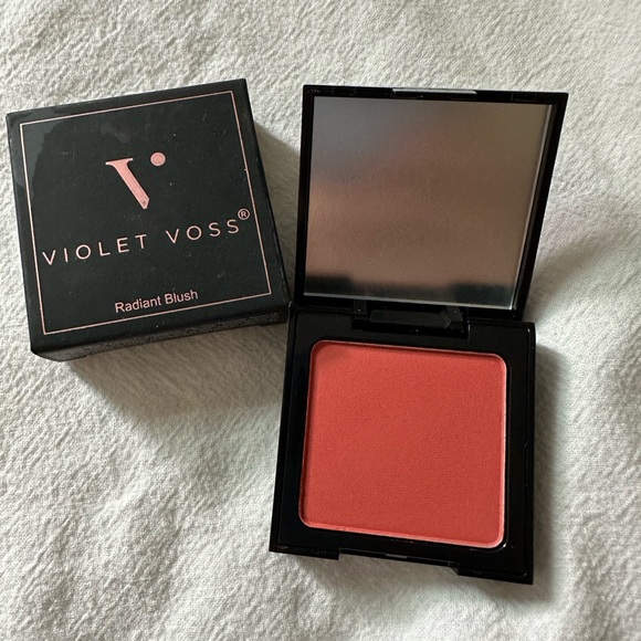Violet Voss Radiant Blush - Picture 3 of 7
